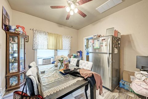 Tiny photo for 1602 Canterbury ST, Austin, TX 78702 (MLS # 9494352)