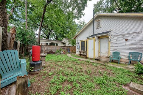 Tiny photo for 1602 Canterbury ST, Austin, TX 78702 (MLS # 9494352)