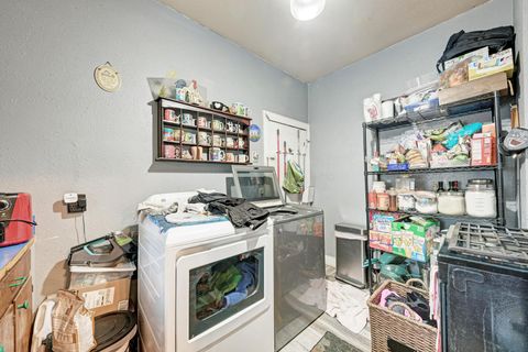 Tiny photo for 1602 Canterbury ST, Austin, TX 78702 (MLS # 9494352)
