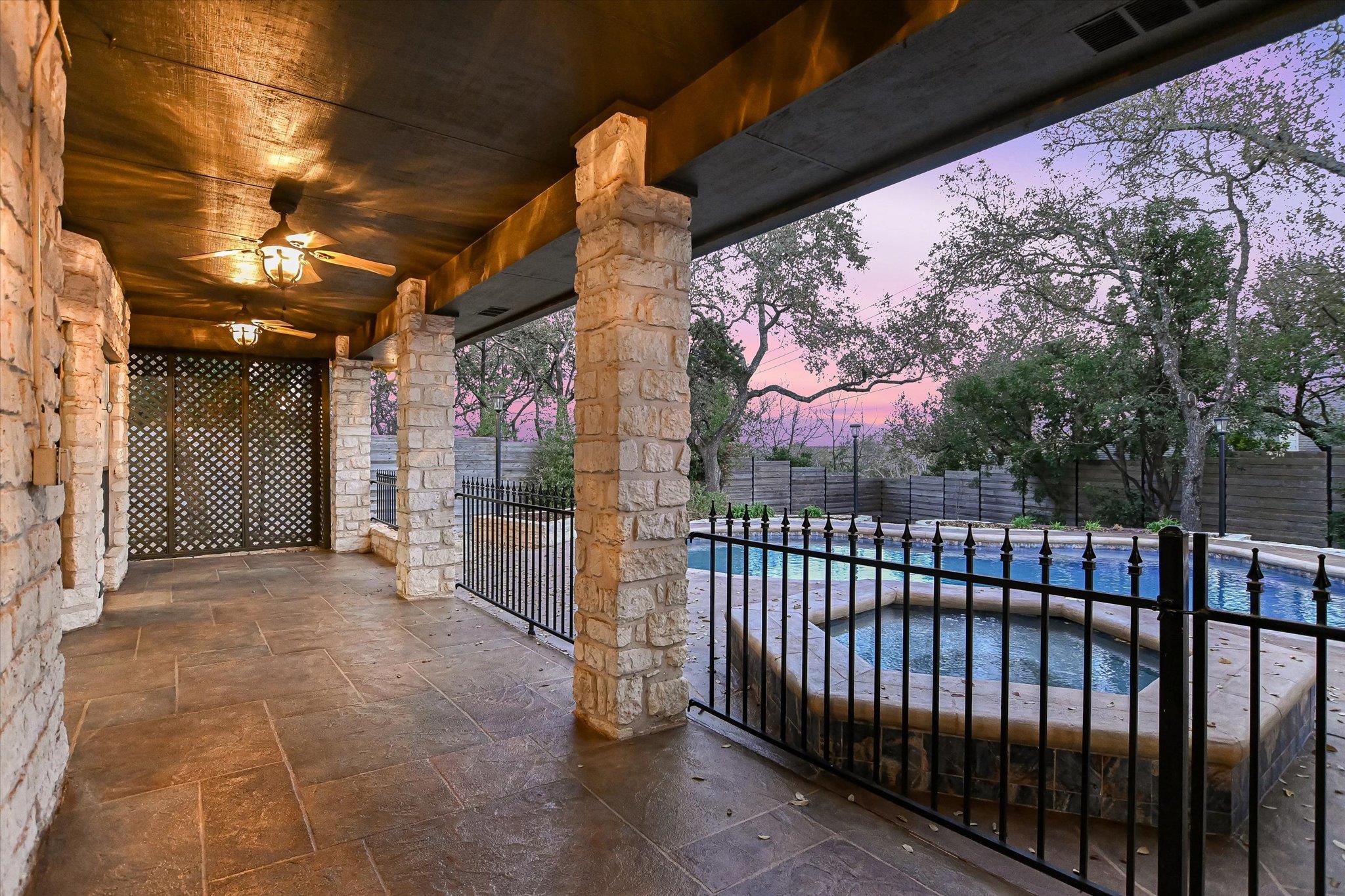 Austin, Texas 78759, United States, 3 Bedrooms Bedrooms, ,3 BathroomsBathrooms,Residential,Active,90418
