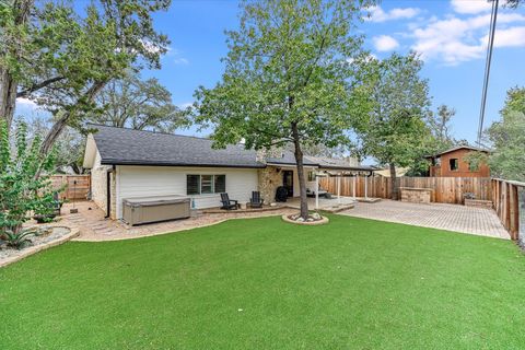 Tiny photo for 4511 Cliffstone CV, Austin, TX 78735 (MLS # 8197009)