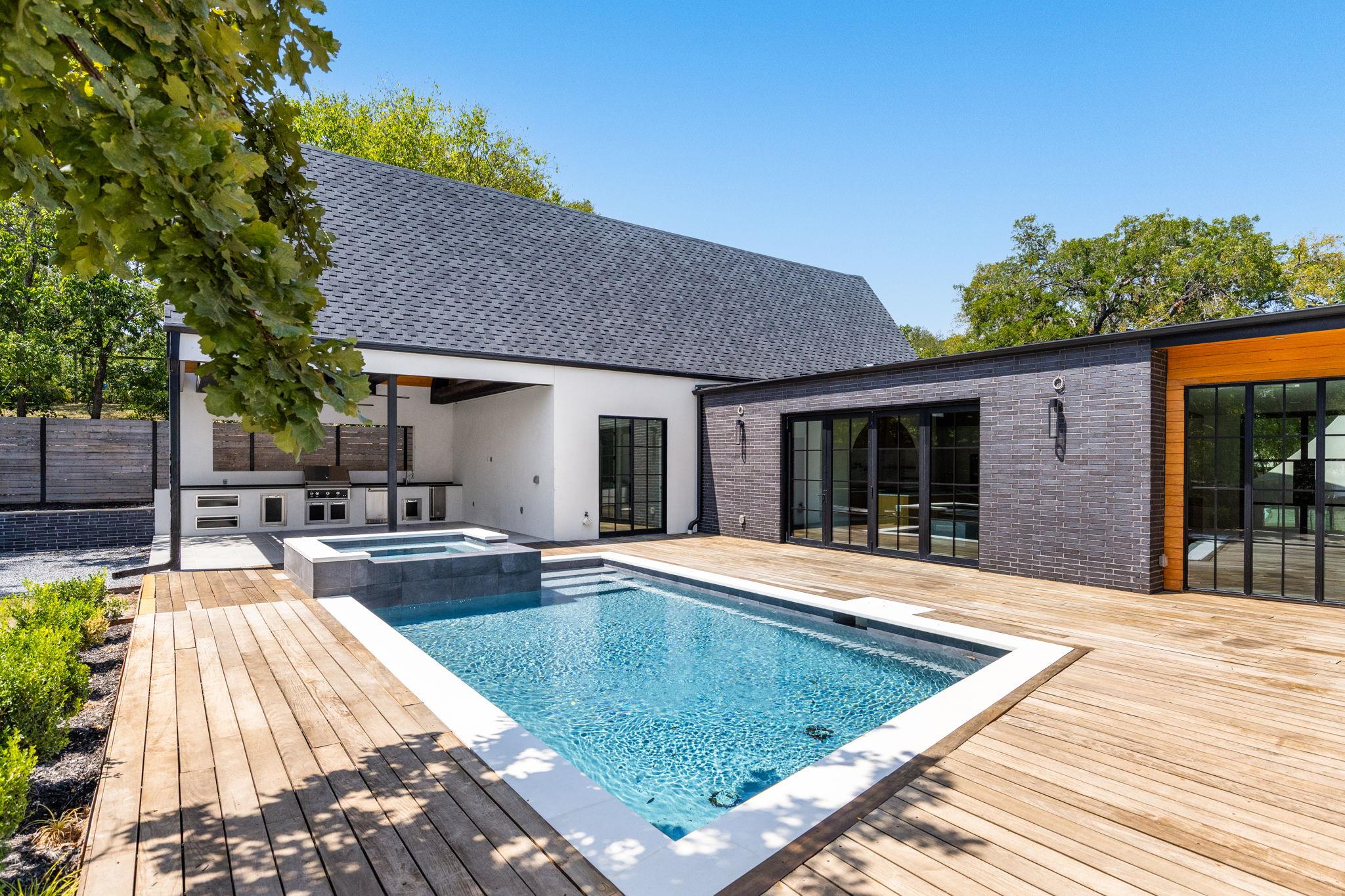 2905 Oak Park DR