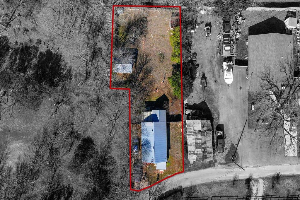 Photo of 607 Garcia ST, Lockhart, TX 78644 (MLS # 7046911)