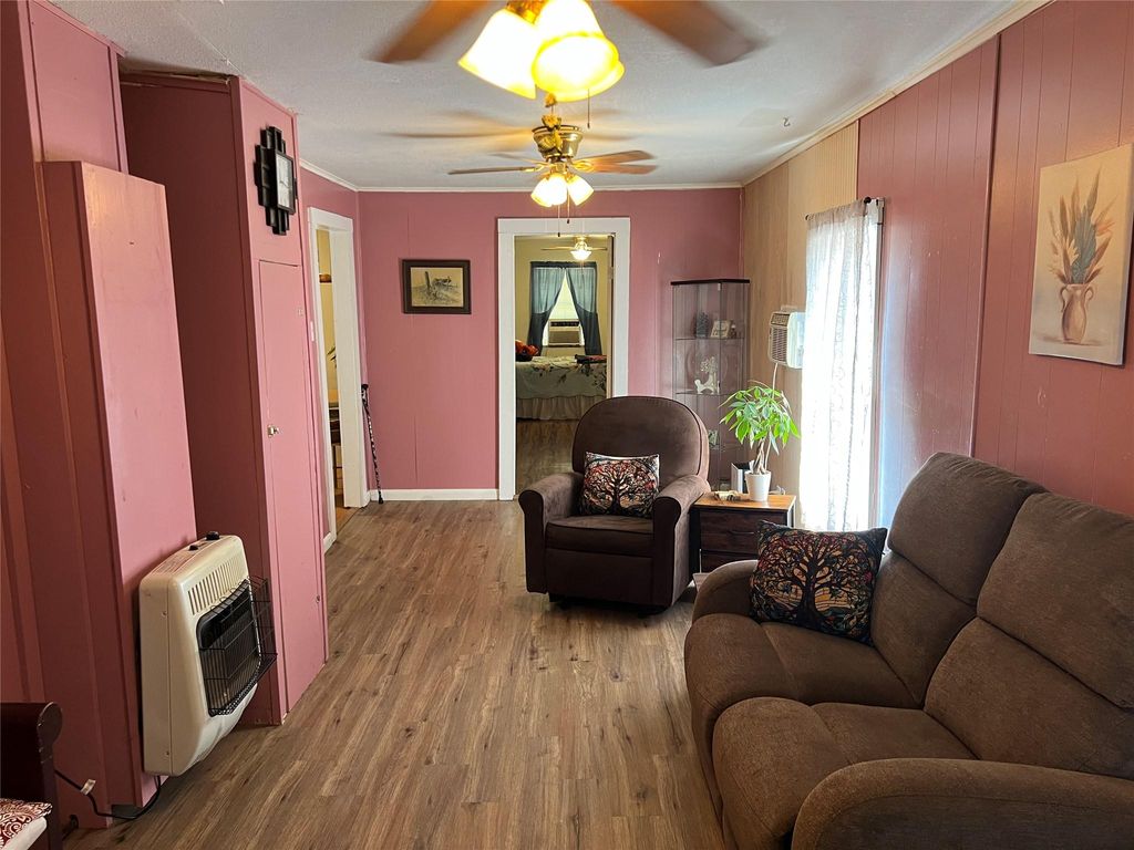 Photo of 607 Garcia ST, Lockhart, TX 78644 (MLS # 7046911)