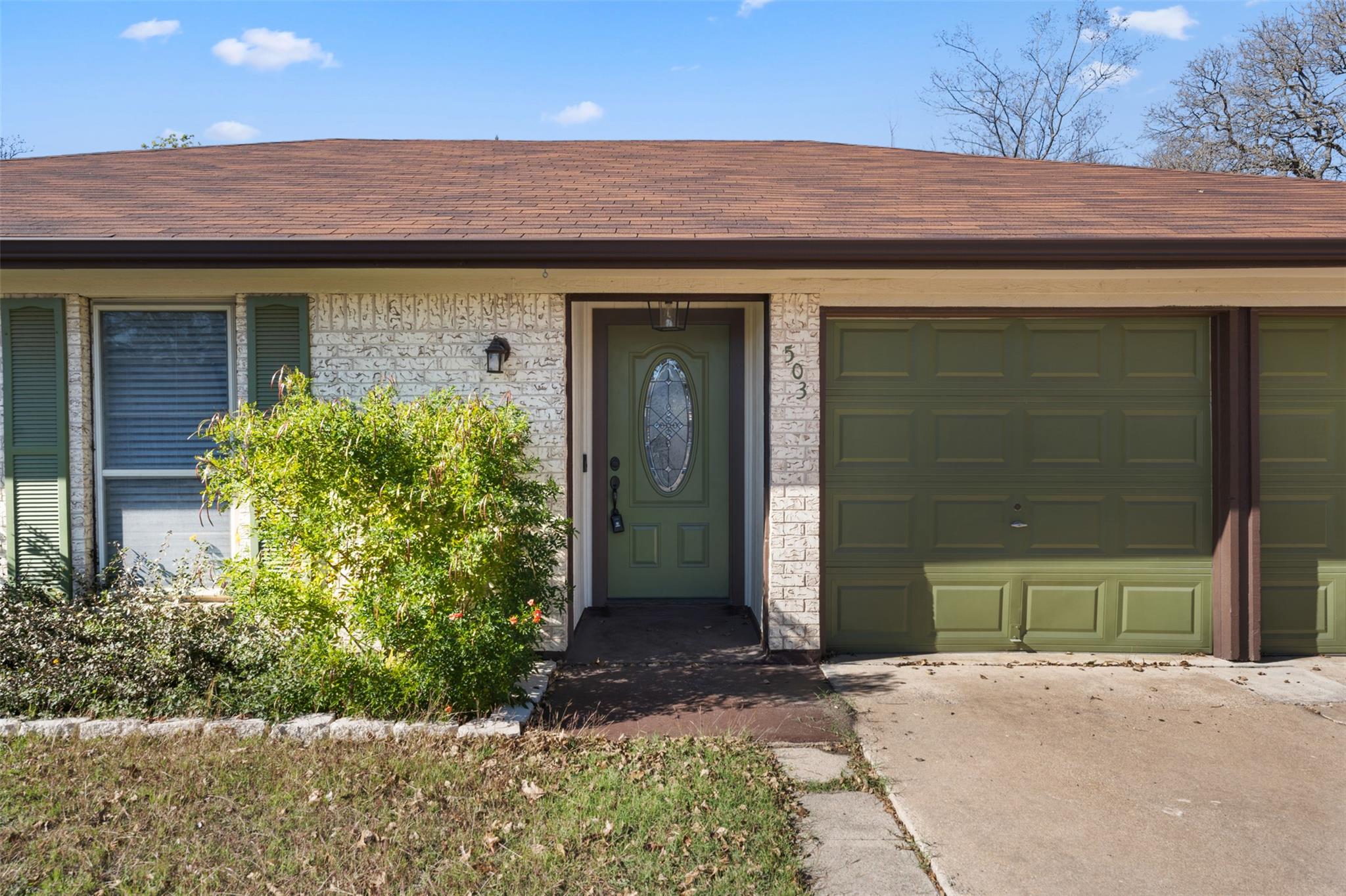 503 E Central DR