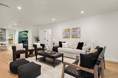 Tiny photo for 8102 Burrell DR, Austin, TX 78757 (MLS # 6101251)