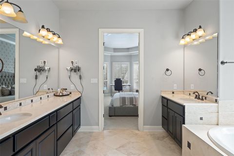 Tiny photo for 11507 Shoreview Overlook, Austin, TX 78732 (MLS # 2624017)