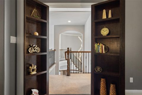 Tiny photo for 11507 Shoreview Overlook, Austin, TX 78732 (MLS # 2624017)