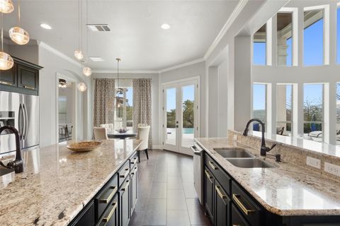 Tiny photo for 11507 Shoreview Overlook, Austin, TX 78732 (MLS # 2624017)