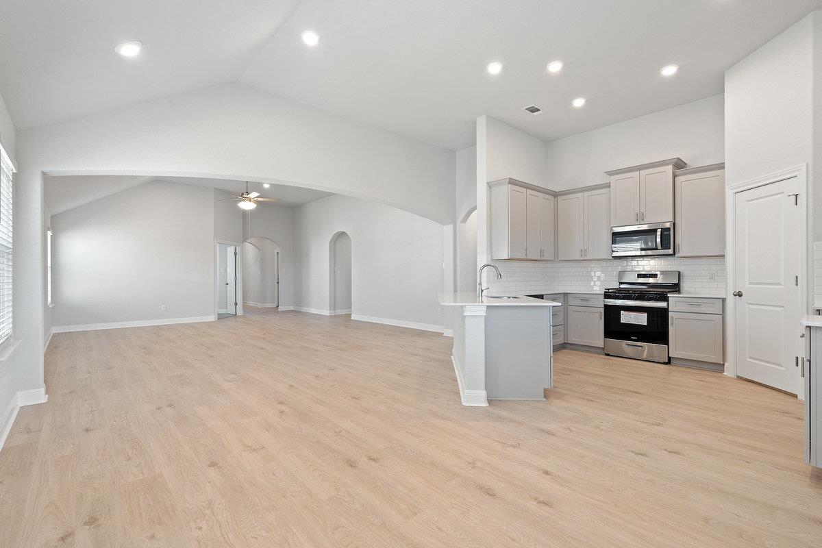 431 Dogvane CIR