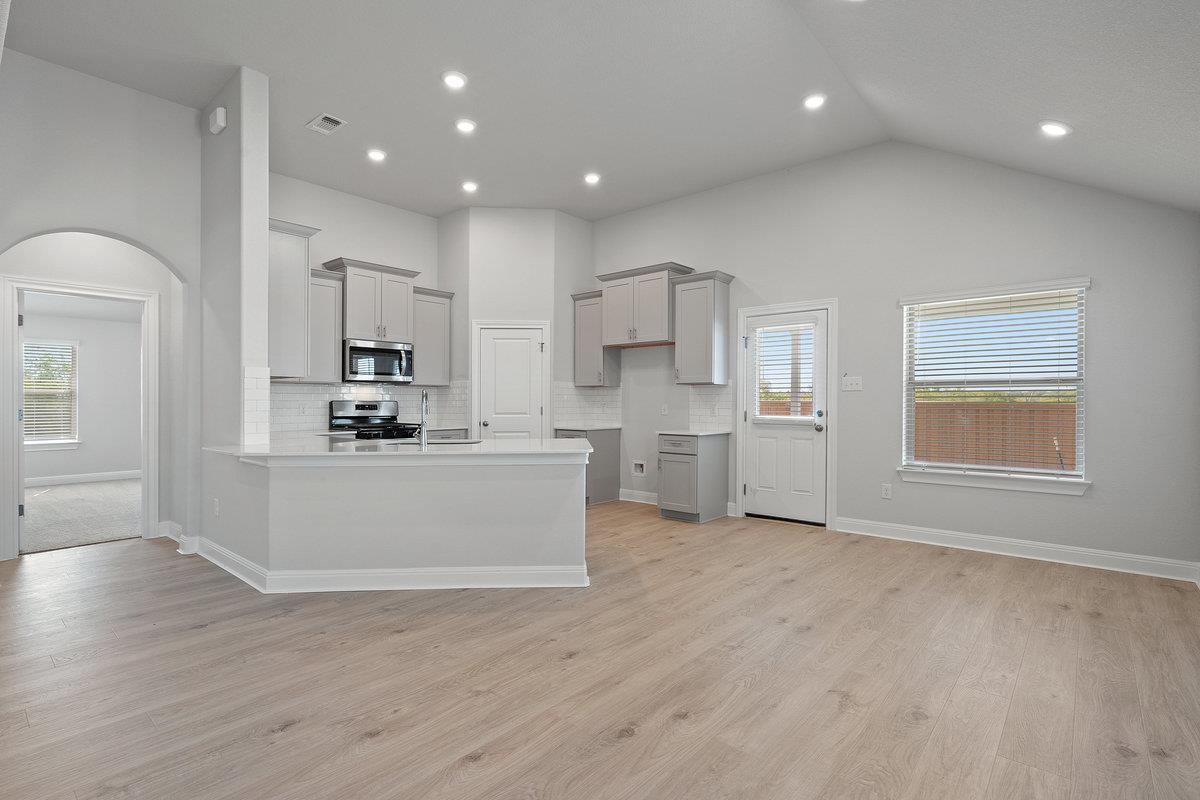 431 Dogvane CIR