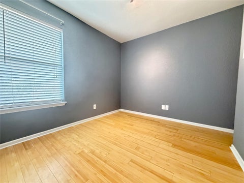 Tiny photo for 3204 Manchaca RD #302, Austin, TX 78704 (MLS # 2989527)