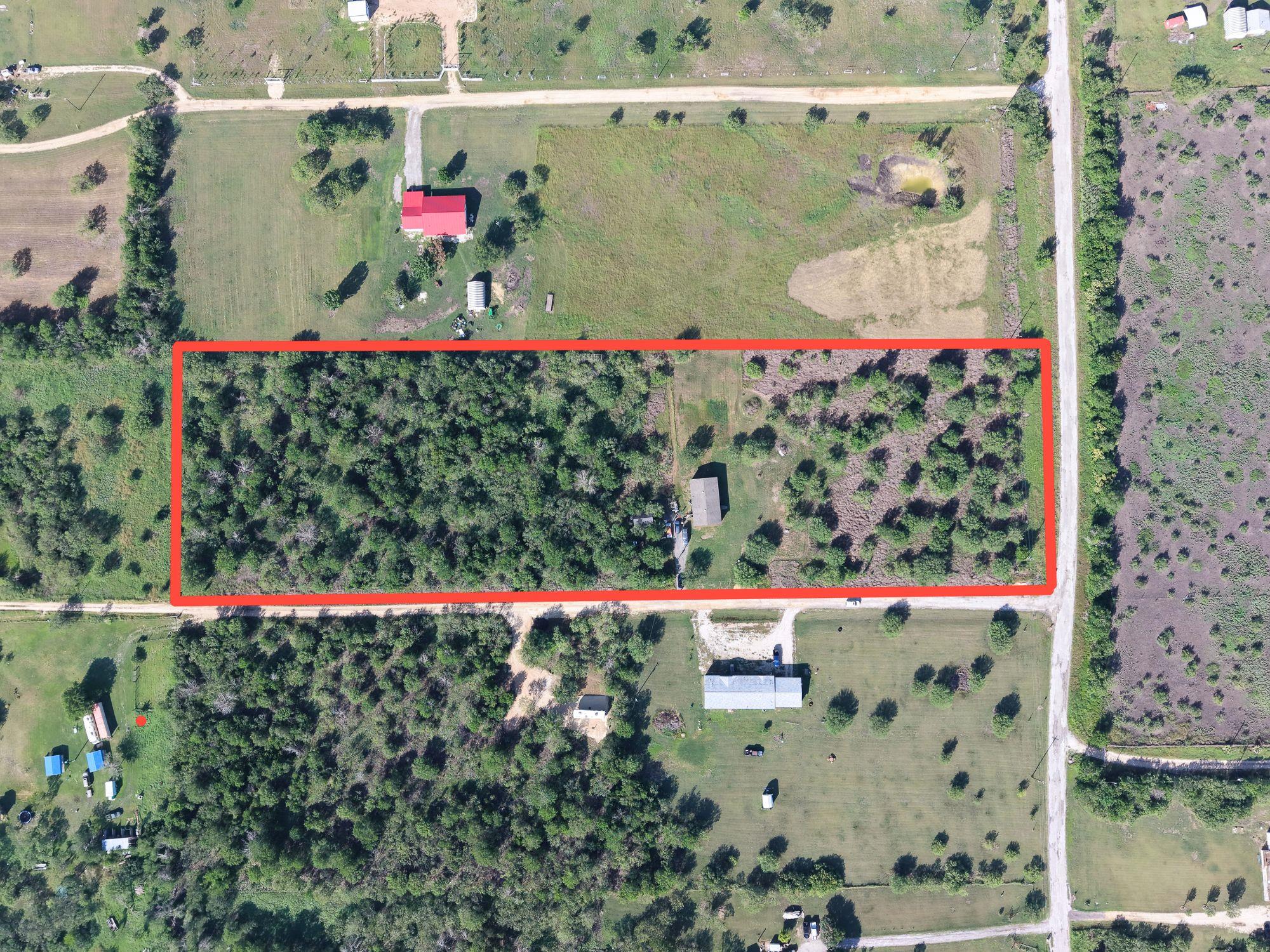 Photo 1 of 13 — 100 Northridge LN, Martindale, TX 78655