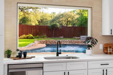 Photo of 6903 Narrow Oak TRL, Austin, TX 78759 (MLS # 4369787)