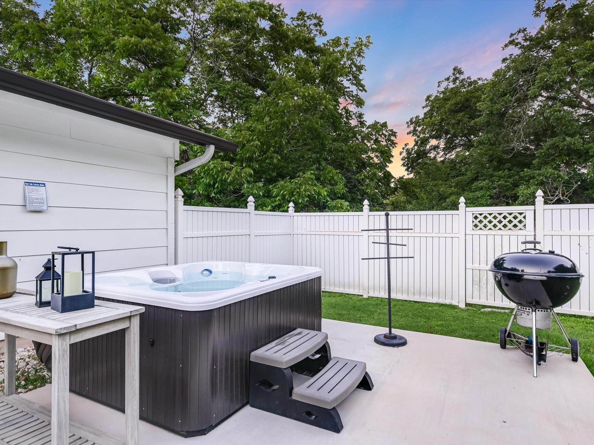 Austin, Texas 78748, United States, 4 Bedrooms Bedrooms, ,2 BathroomsBathrooms,Residential,Pending,52761