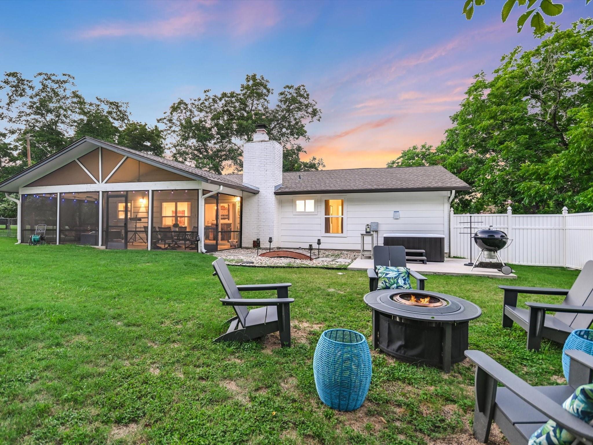 Austin, Texas 78748, United States, 4 Bedrooms Bedrooms, ,2 BathroomsBathrooms,Residential,Pending,52761