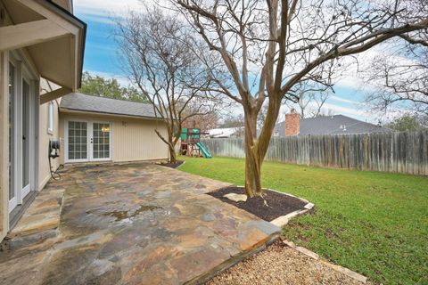 Tiny photo for 4702 Cap Rock DR, Austin, TX 78735 (MLS # 2431596)