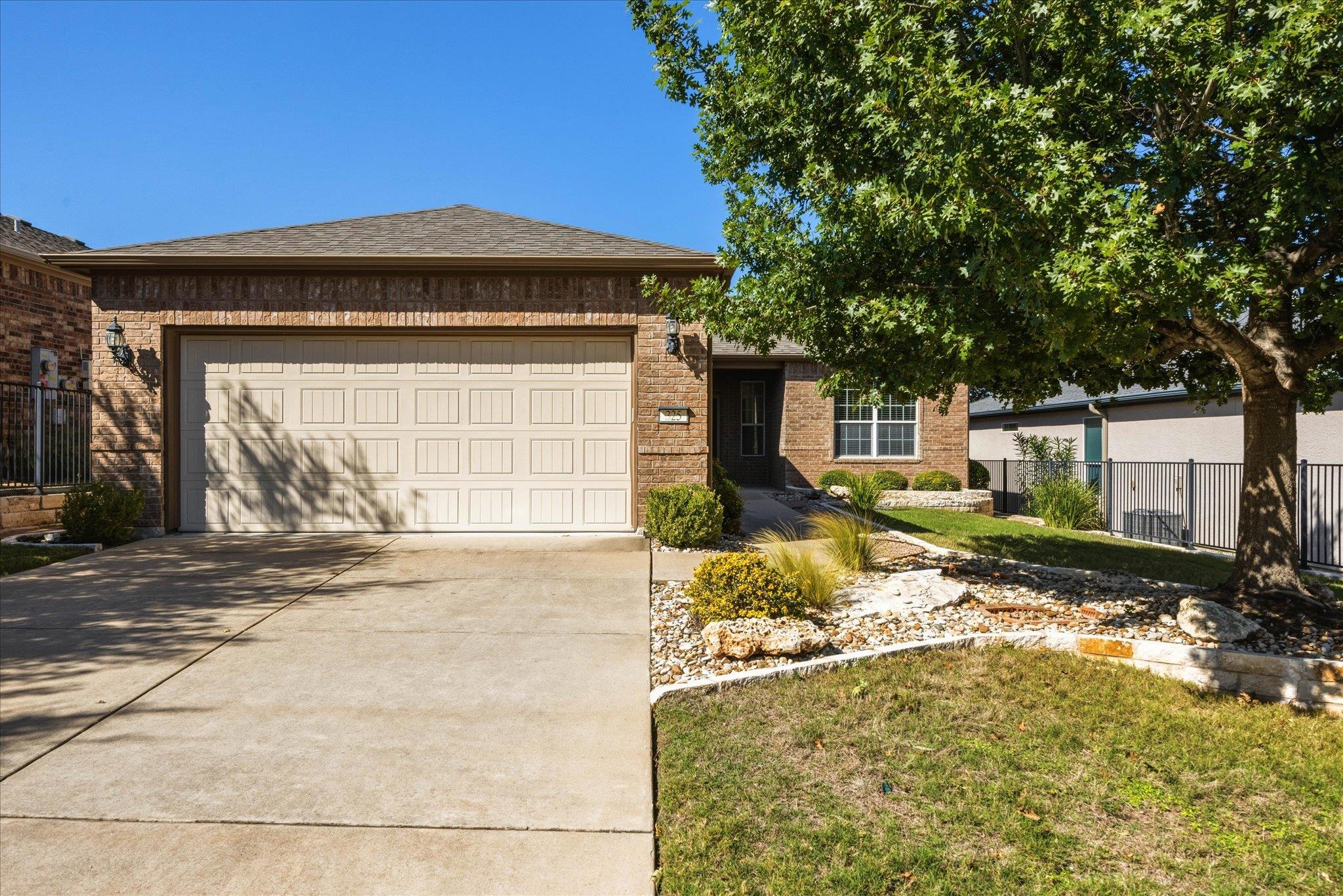 325 Bartlett Peak DR