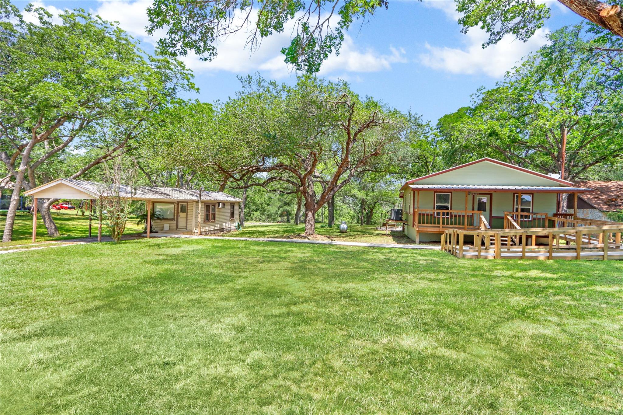 242 Meadow Lake DR