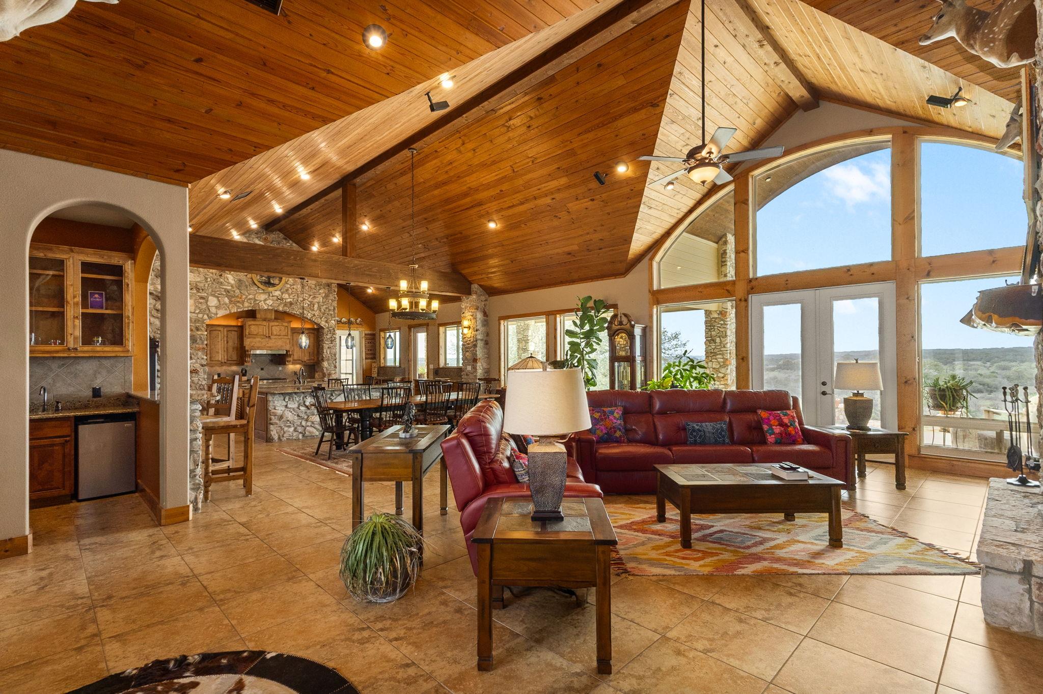 2810 Bridlewood Ranches Dr.