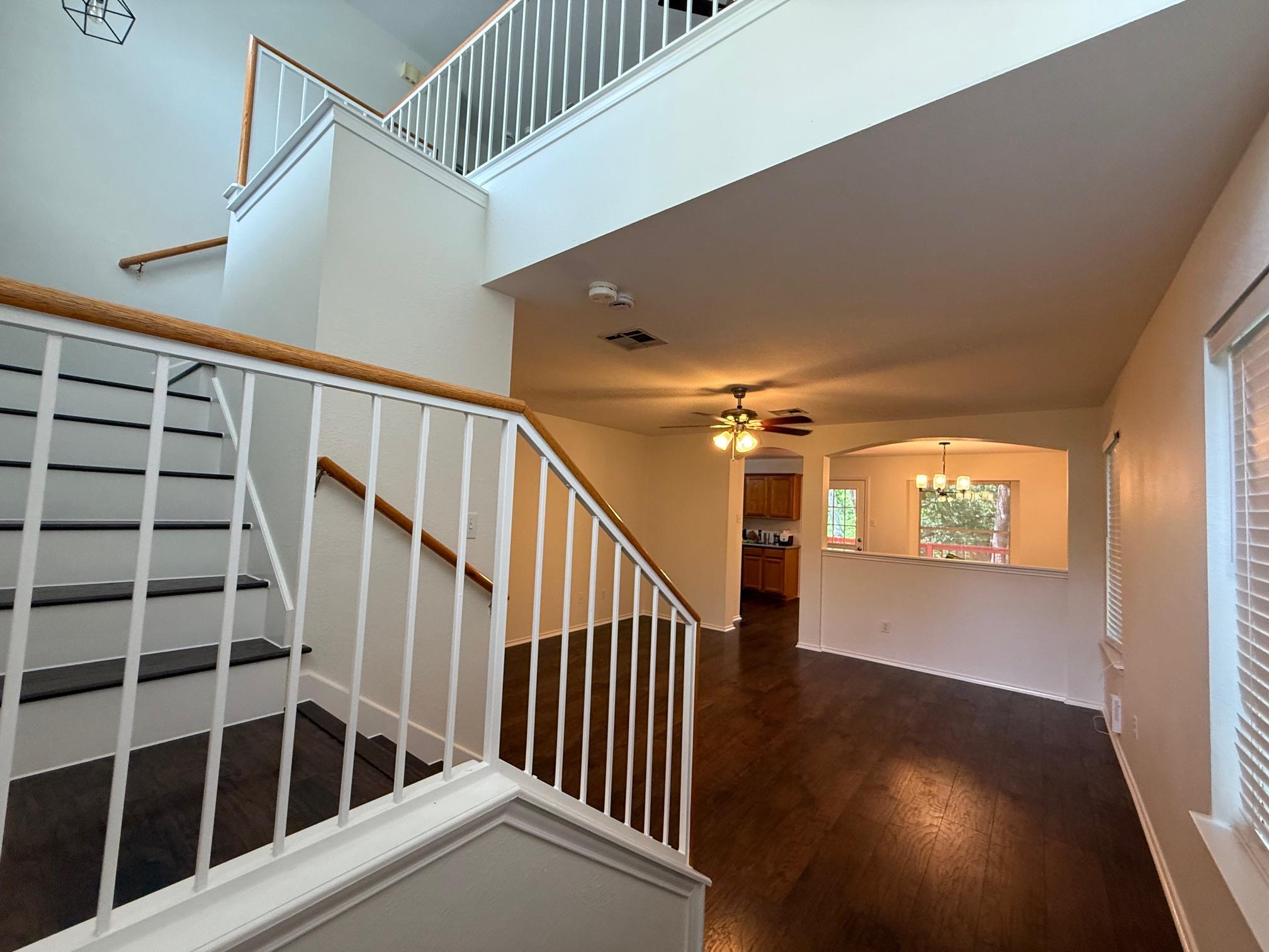 1464 David Curry DR