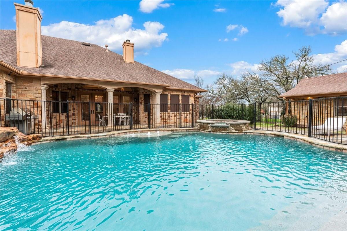 1413 Little Bear RD