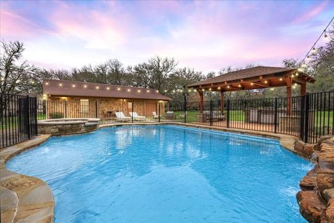 1413 Little Bear RD Buda TX 78610