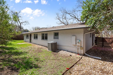 Tiny photo for 3305 Santa Monica DR, Austin, TX 78741 (MLS # 4973663)