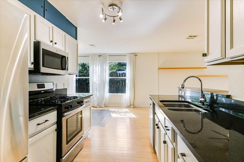 Tiny photo for 1193 Curve ST, Austin, TX 78702 (MLS # 9705804)