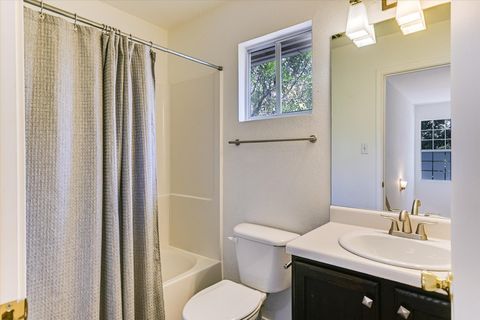 Tiny photo for 1193 Curve ST, Austin, TX 78702 (MLS # 9705804)