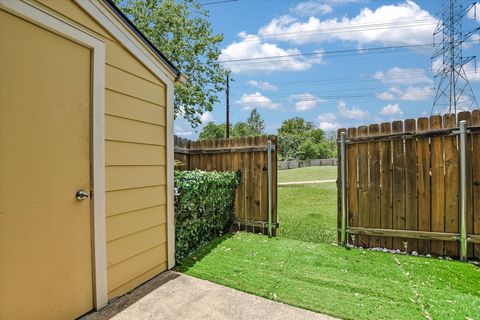 Tiny photo for 11901 Swearingen DR #4, Austin, TX 78758 (MLS # 4747876)