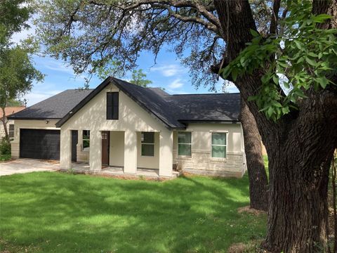 Photo of 11001 4th ST, Jonestown, TX 78645 (MLS # 8928109)