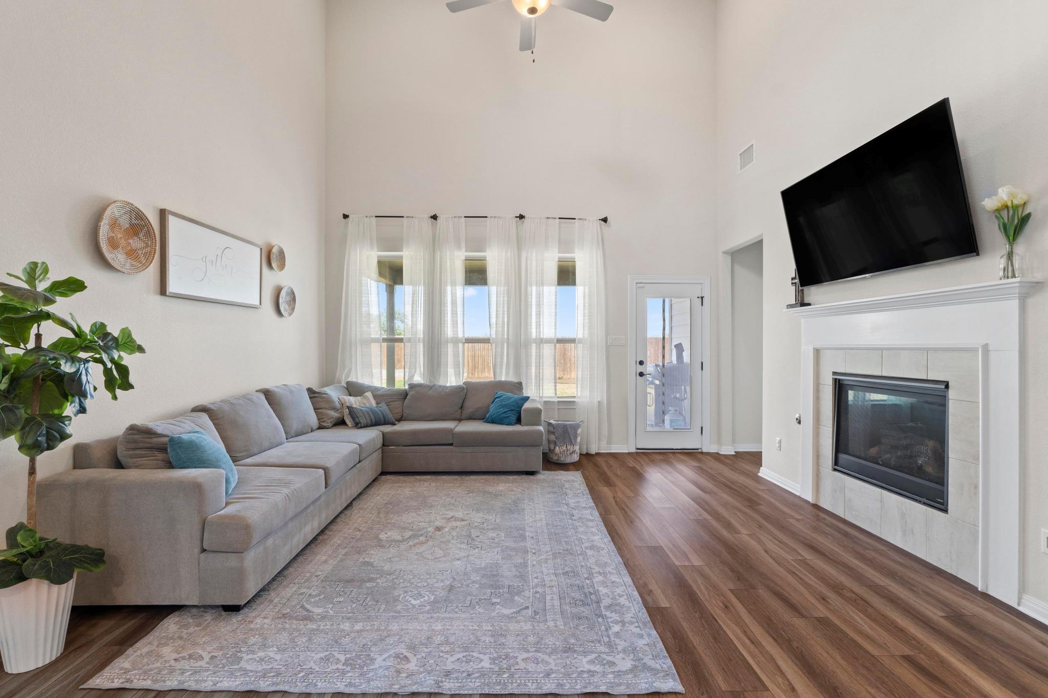 251 Zuma DR