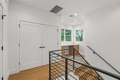 Tiny photo for 752 Pedernales ST, Austin, TX 78702 (MLS # 5803566)
