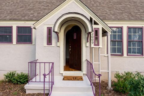 2009 Travis Heights BLVD Austin TX 78704