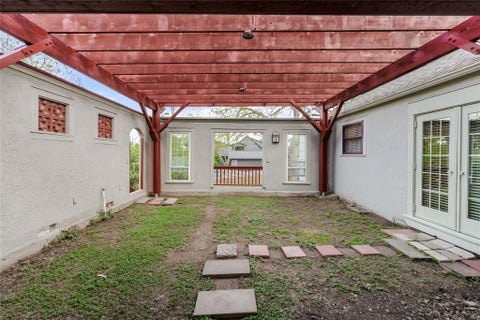 Tiny photo for 2009 Travis Heights BLVD, Austin, TX 78704 (MLS # 7824619)