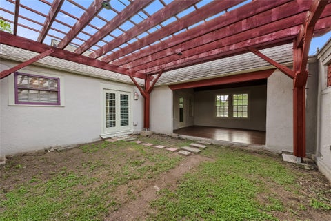 Tiny photo for 2009 Travis Heights BLVD, Austin, TX 78704 (MLS # 7824619)