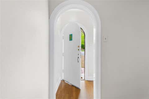 Tiny photo for 2009 Travis Heights BLVD, Austin, TX 78704 (MLS # 7824619)