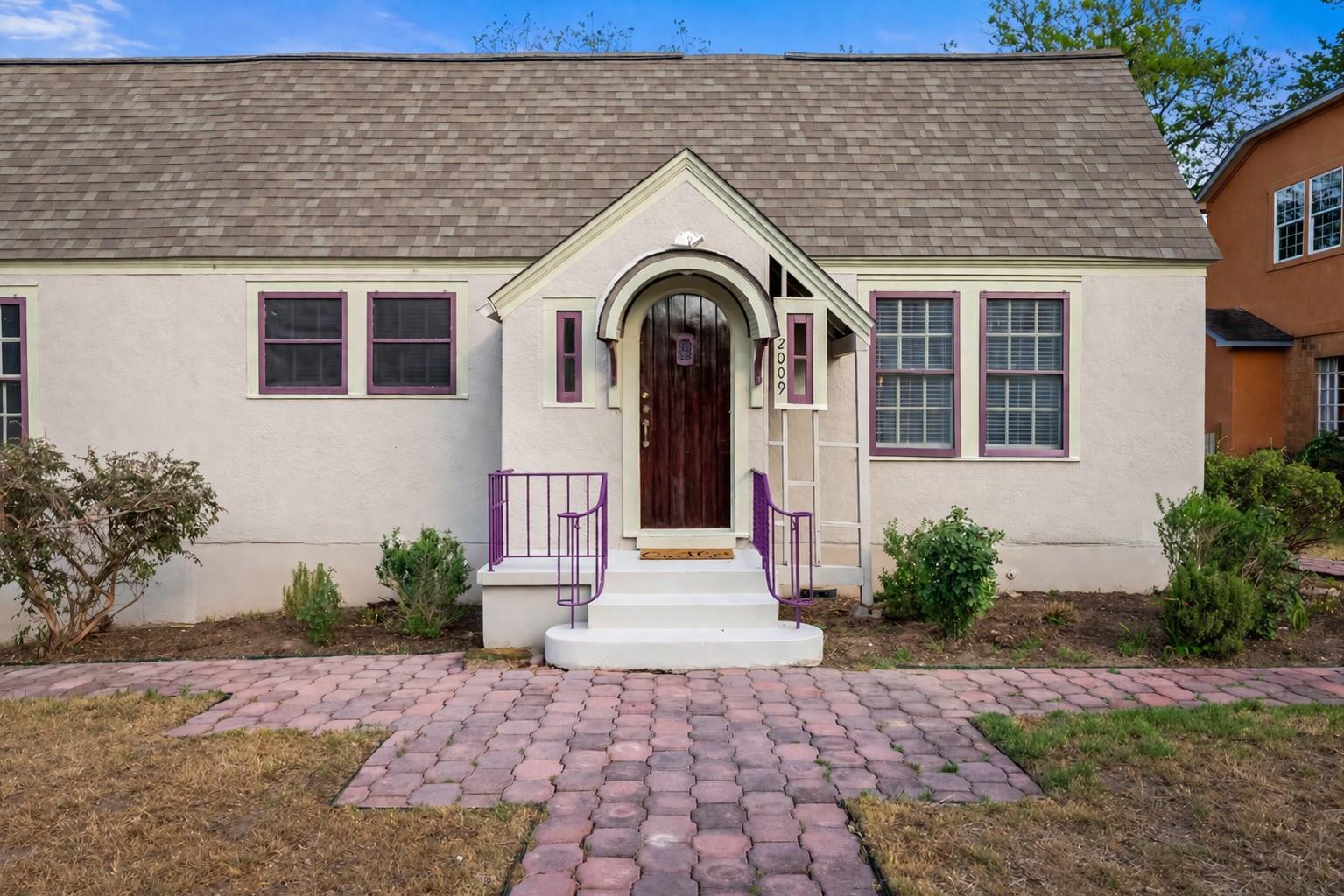 2009 Travis Heights BLVD