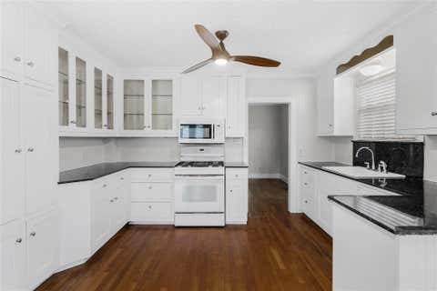 Tiny photo for 2009 Travis Heights BLVD, Austin, TX 78704 (MLS # 7824619)