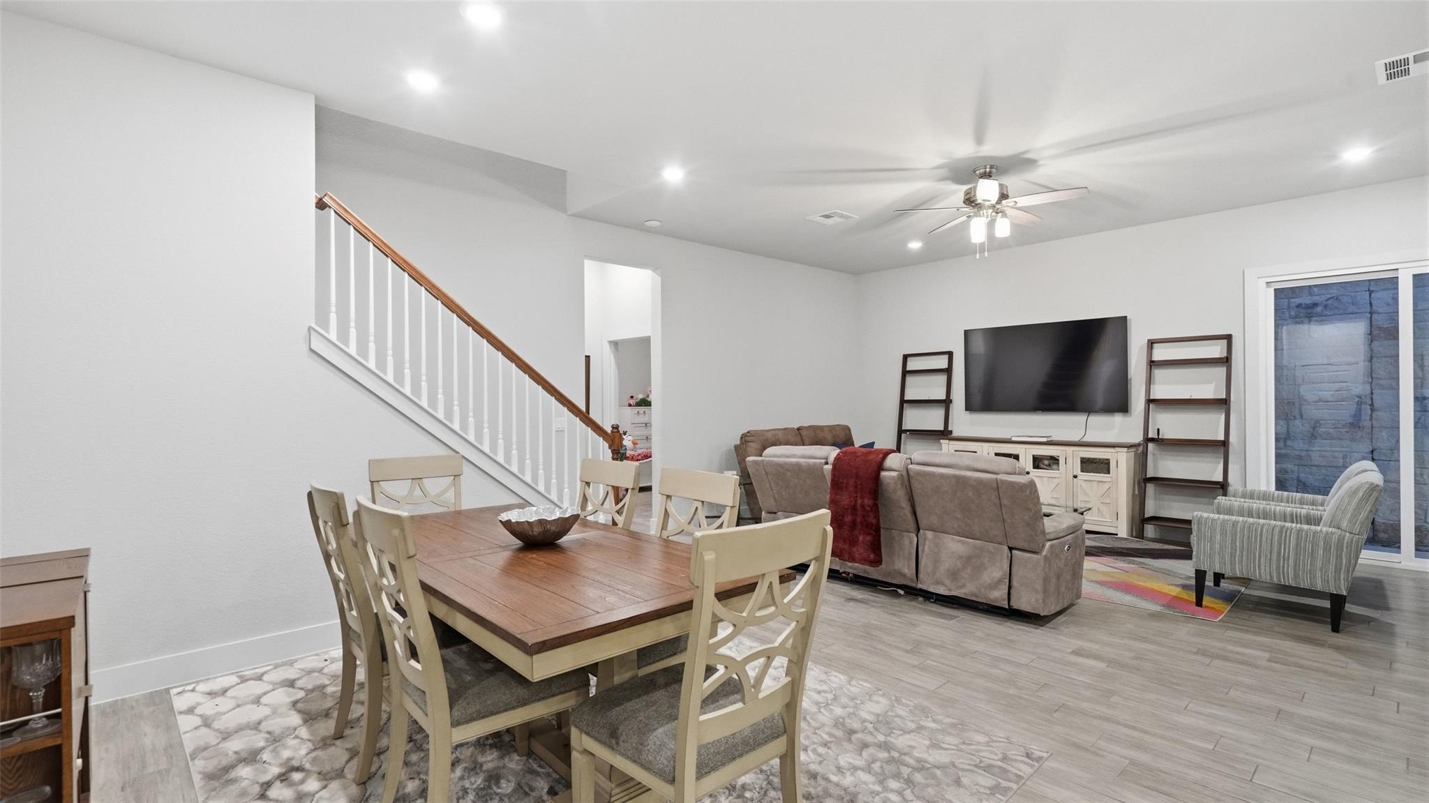 1141 Lucca DR 53