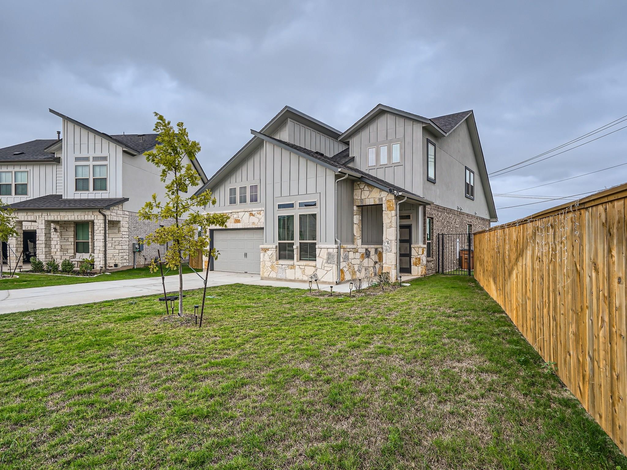2800 Sebring CIR