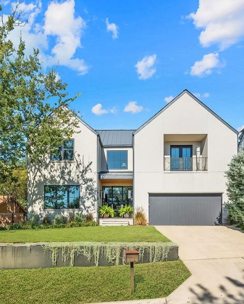 3621 Peregrine Falcon DR Austin TX 78746