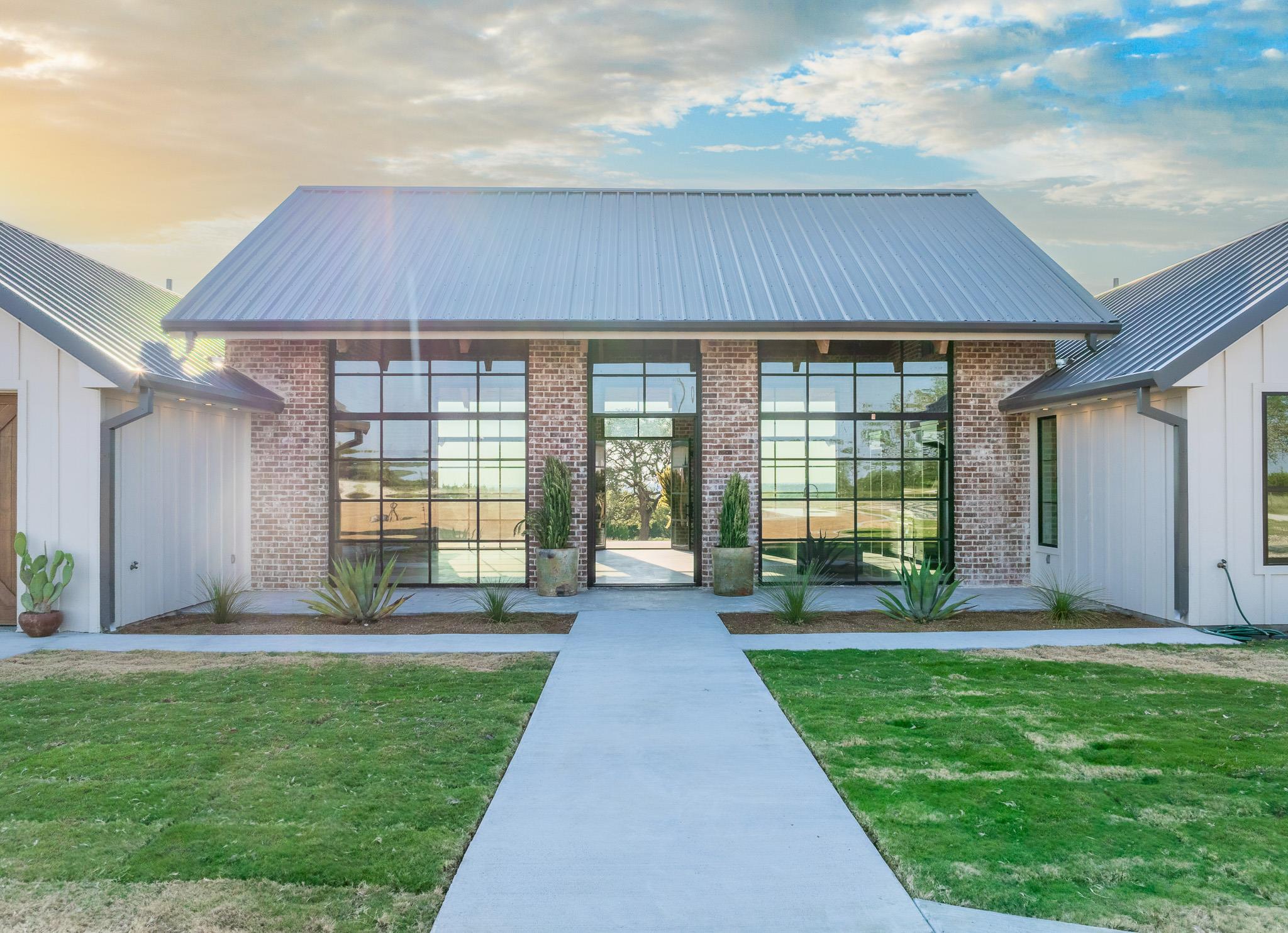 128 Private Road 142