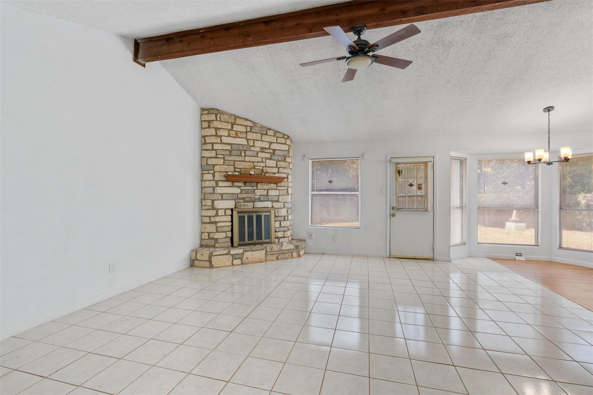 5408 King Henry DR