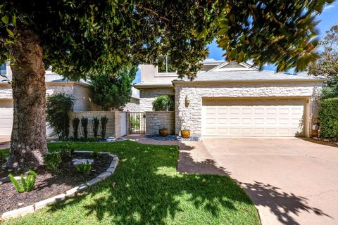 146 Double Eagle DR Austin TX 78738