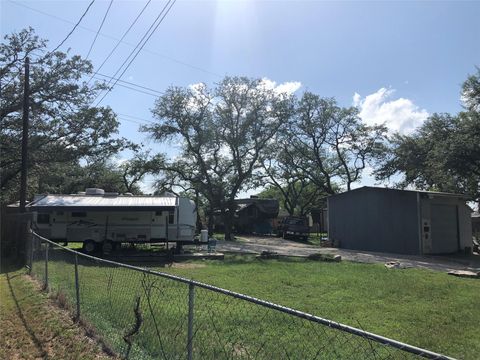 1702 Saracen RD Austin TX 78733