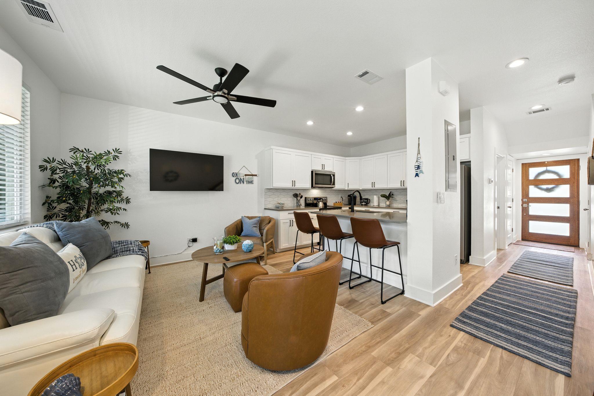 512 Palmer DR
