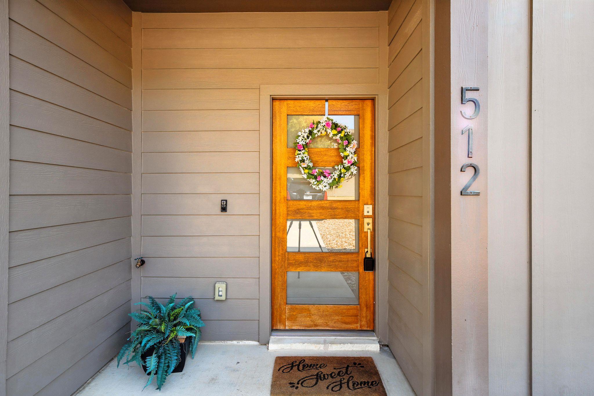 512 Palmer DR
