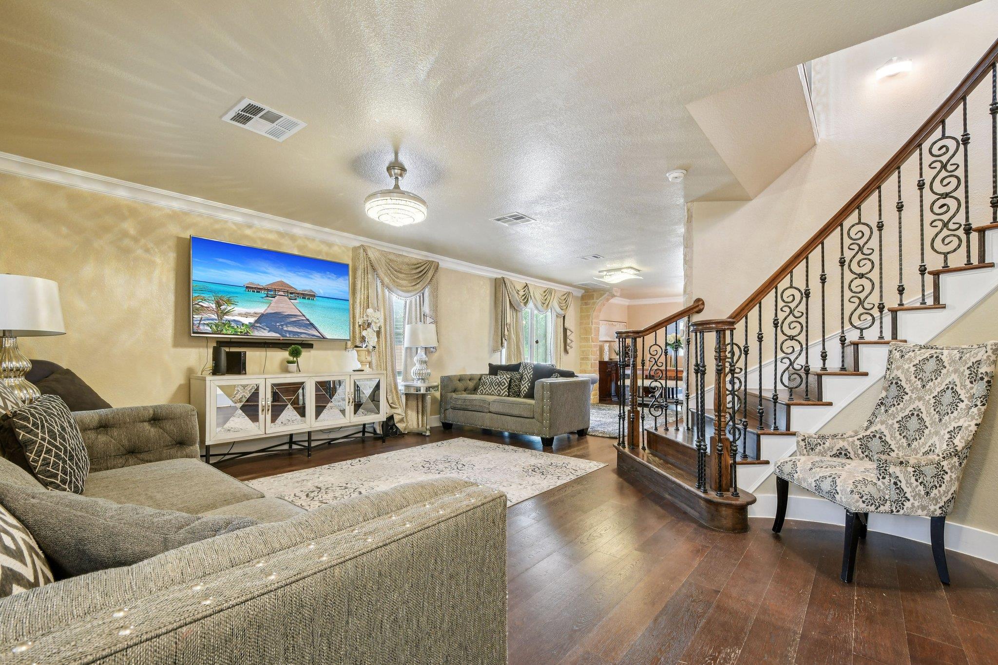 18205 Great Falls DR